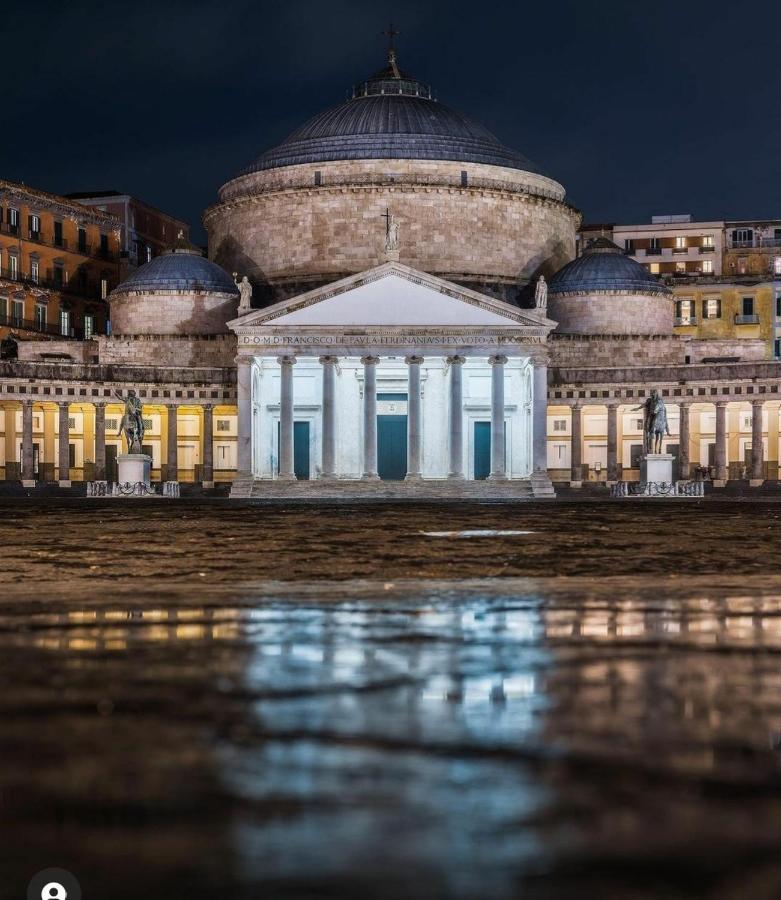 Pit Stop Napoli Centrale ภายนอก รูปภาพ
